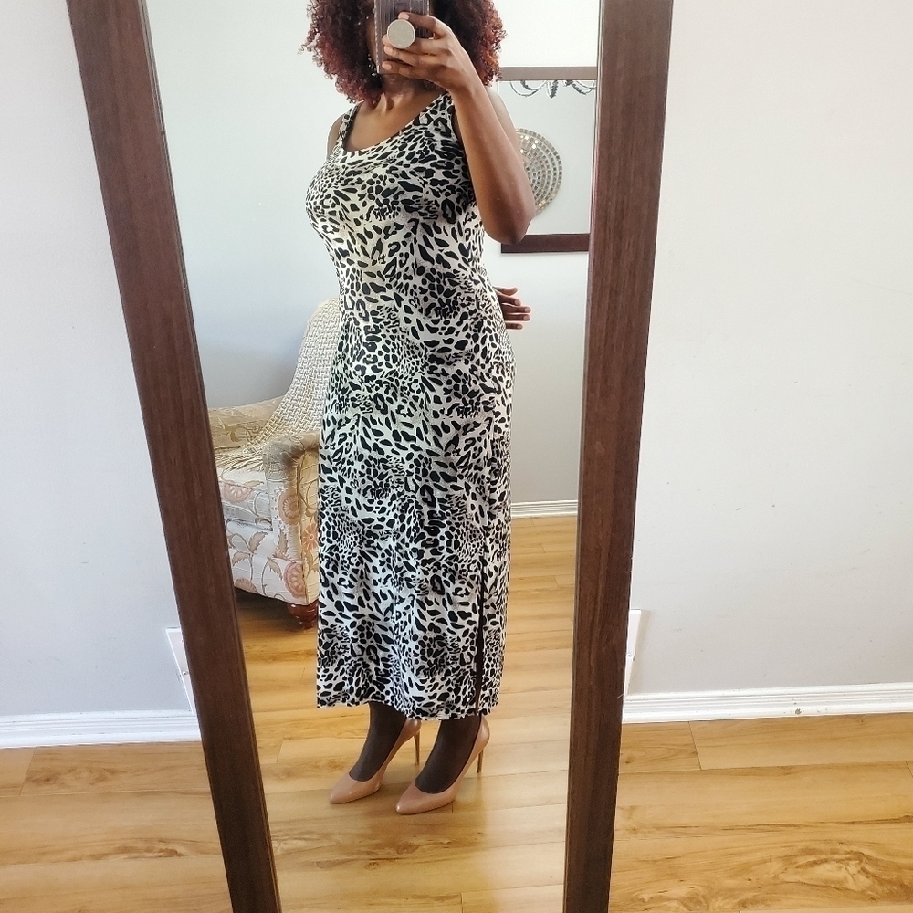 2 Dye 4 leopard dress size Small fits like a Large stretchy - Picture 4 of 9